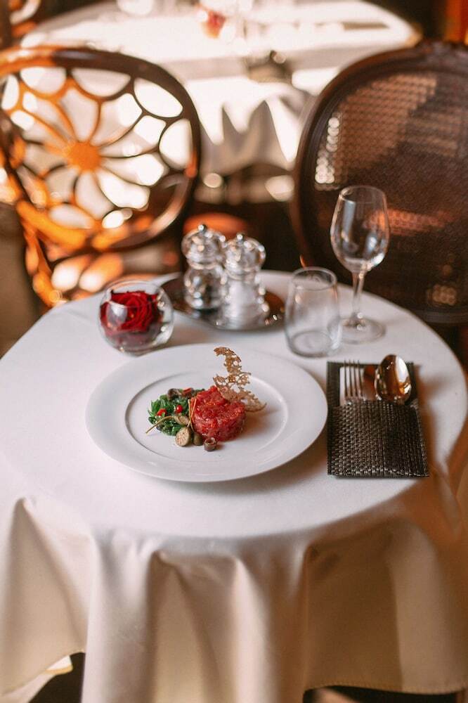 Imperial Hotel & Restaurant