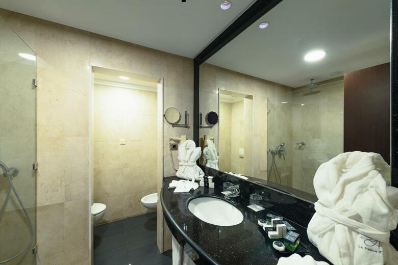 Hotel Le Palace D'anfa