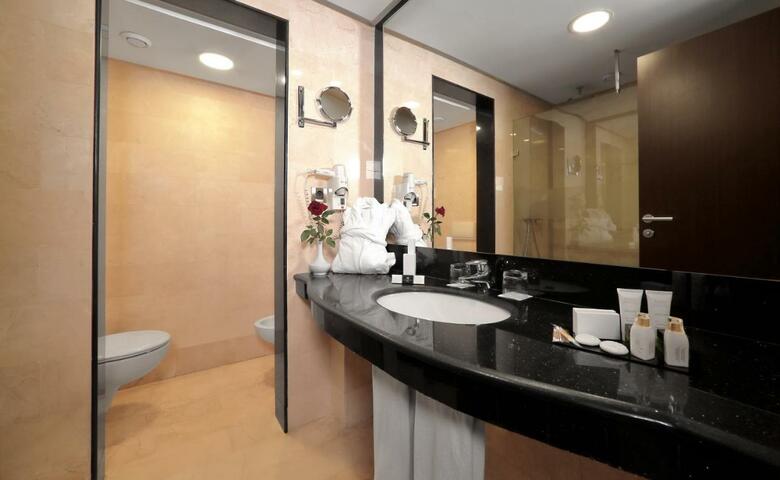 Hotel Le Palace D'anfa