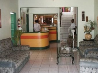 Hotel Moniques Guest House