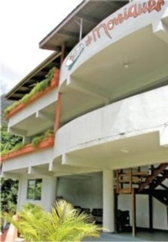 Hotel Moniques Guest House