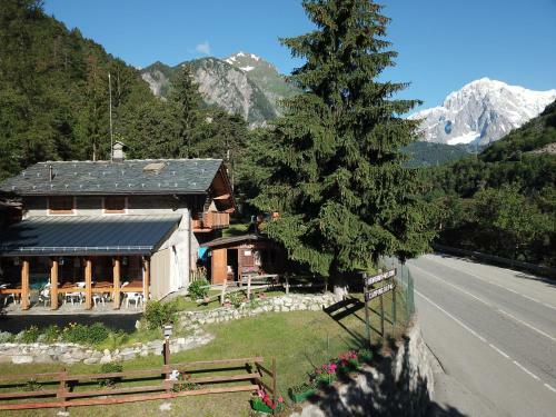Hostal Camping Du Parc