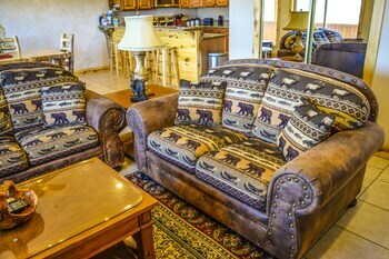 The Lodge At Duck Creek