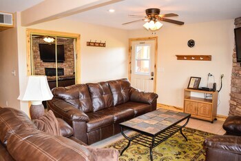 The Lodge At Duck Creek