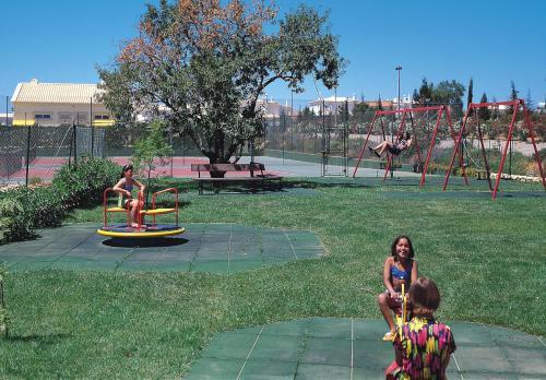 Hostal Oasis Parque Country Club