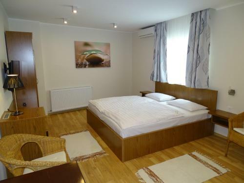 Hostal Alab�rdos Panzi� �s Apartmanh�z