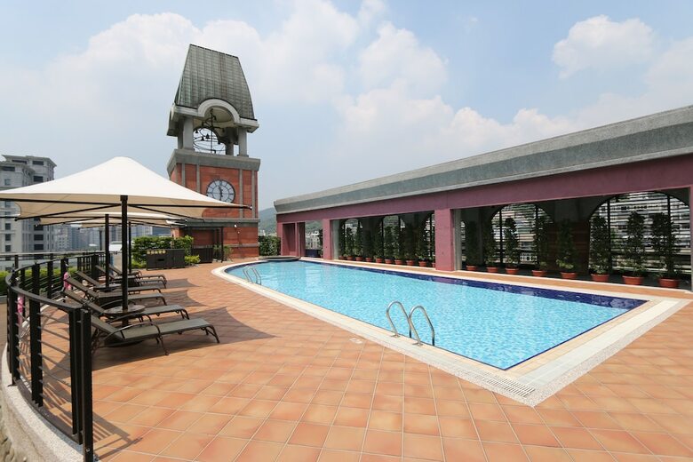Grand Victoria Hotel