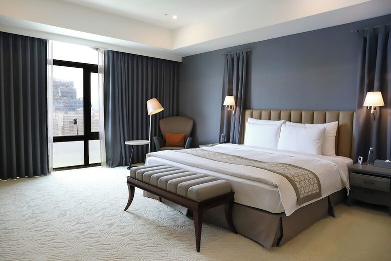 Grand Victoria Hotel