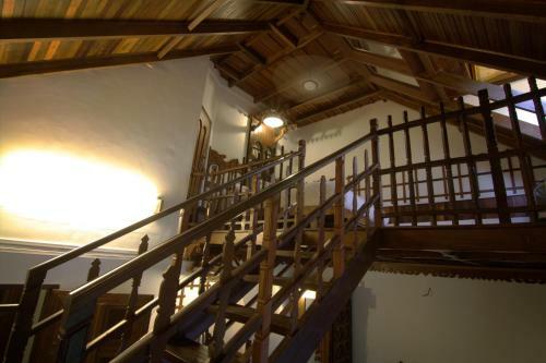 Hotel Ambadi
