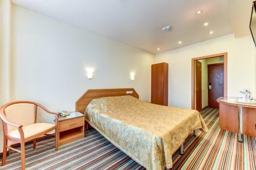 Tourist Hotel