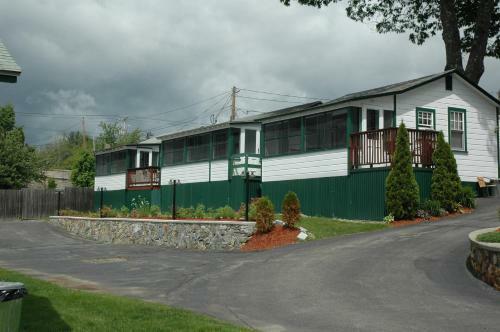 Hotel Channel Waterfront Cottages