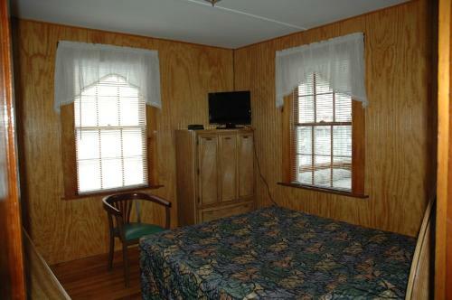 Hotel Channel Waterfront Cottages