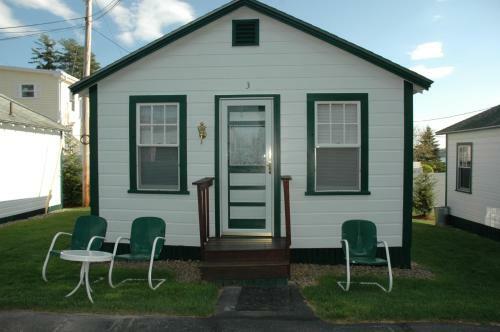 Hotel Channel Waterfront Cottages