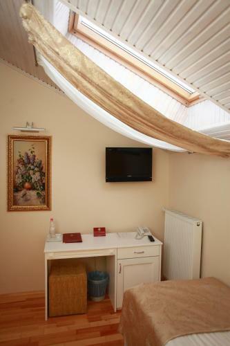 Fontush Boutique Hotel