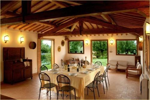 Agroturismo La Contea Farmhouse