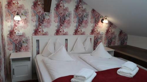 Hostal Pensiunea Casa Rusu