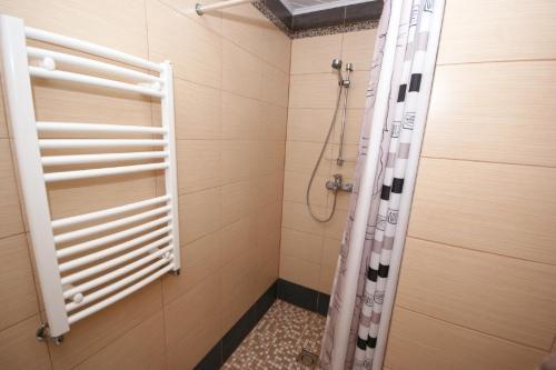 Hostal Roberto Vila