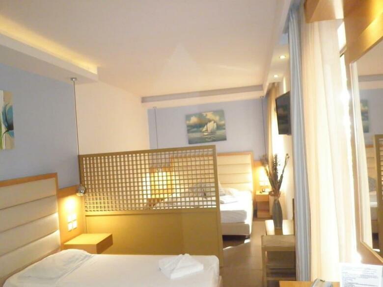 Pantheon Hotel