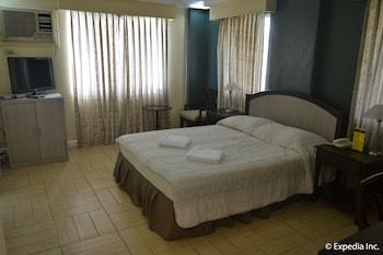 Tagaytay Country Hotel