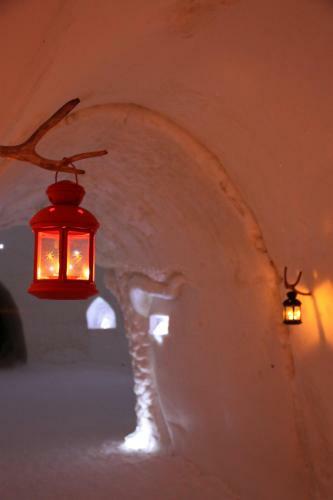 Hotel Luvattumaa - Levi Ice Gallery