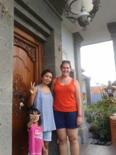 Hostal AA Residence