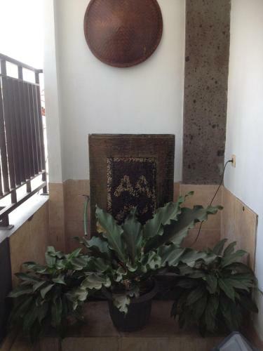 Hostal AA Residence