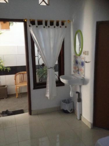 Hostal AA Residence