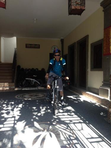 Hostal AA Residence