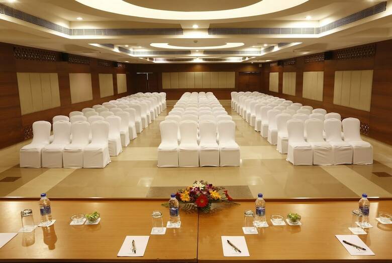 Hotel Green Park, Visakhapatnam