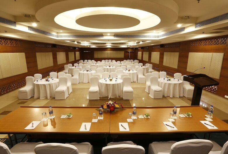Hotel Green Park, Visakhapatnam