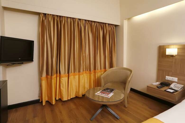 Hotel Green Park, Visakhapatnam