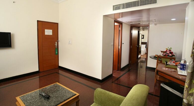 Hotel Green Park, Visakhapatnam