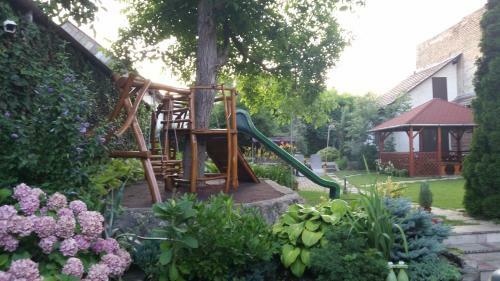 Hostal Sz�kely Vend�gh�z