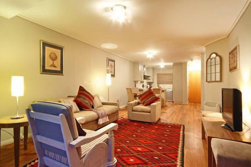 Lagoon Beach Apartment