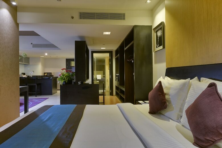 Hotel Davanam Sarovar Portico Suites