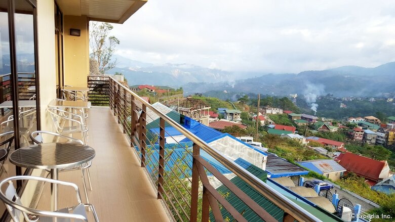Gardenville Hotel
