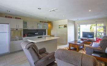 Esplanade Apartments