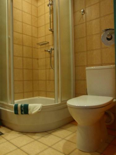 Hostal Dom Duszpasterski Sanktuarium Bozego Milosierdzia