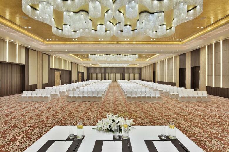 Hotel Radisson Blu Agra Taj East Gate