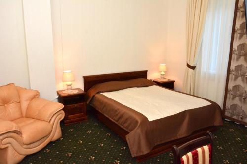 Atrium Hotel