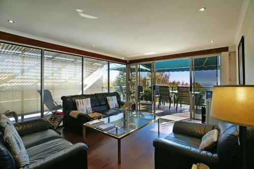 Hostal Anchor Bay Guest House