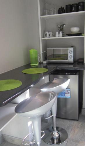 Hostal La Roche Guest House