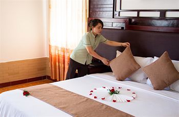 Sea And Sand Hotel