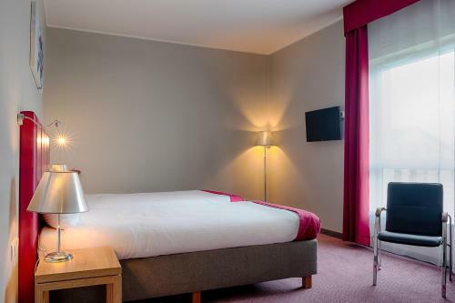 Hotel Focus Katowice Chorz�w