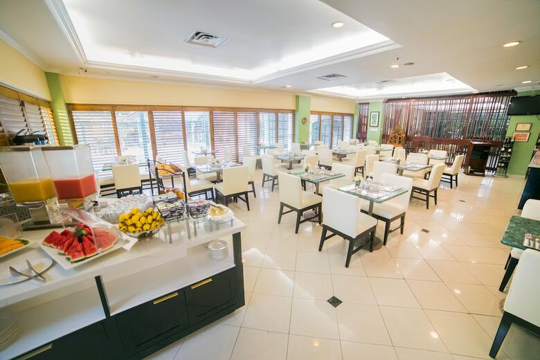 The Courtleigh Hotel