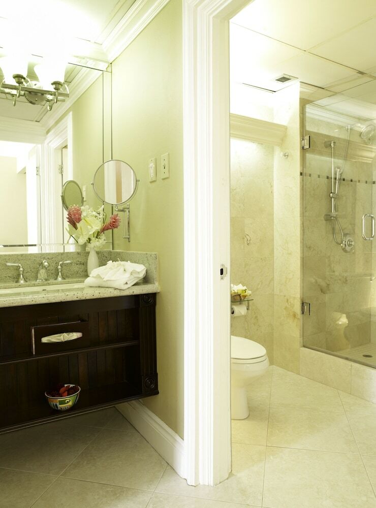 The Courtleigh Hotel
