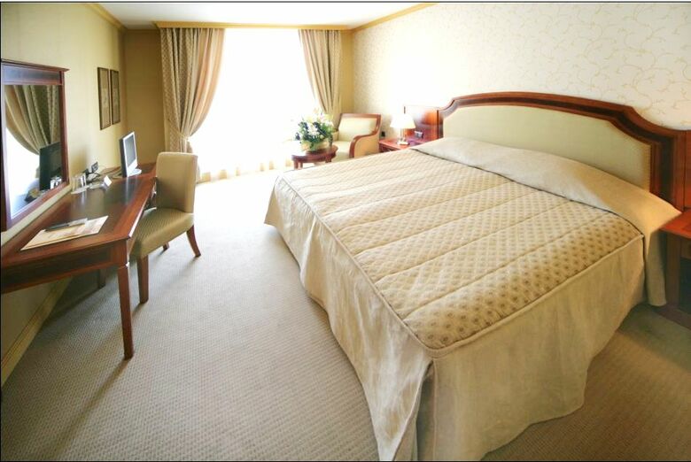 Hotel Romance