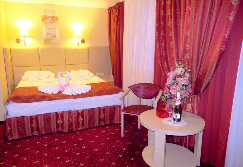 Amaks Omsk Hotel