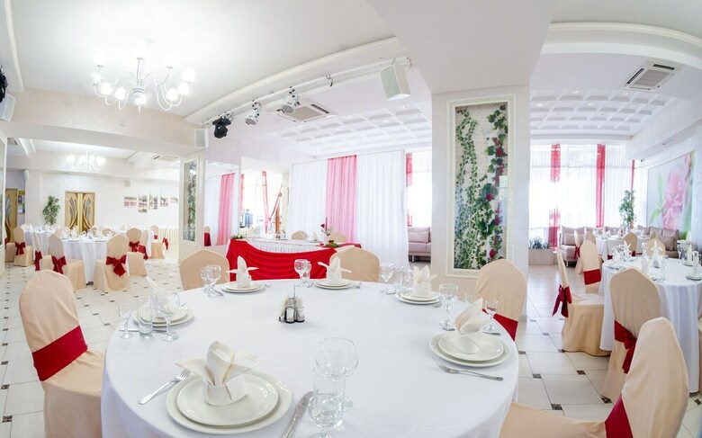 Amaks Omsk Hotel