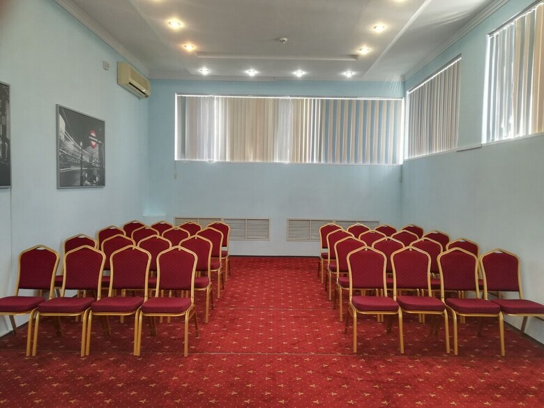 Amaks Omsk Hotel